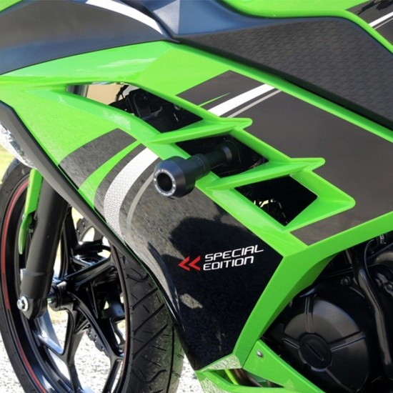Kit protecții motor RDmoto PH01 Black - Kawasaki Ninja 300 2013-2020 (crash pad) Kit protecții motor RDmoto PH01 Black - Kawasaki Ninja 300 2013-2020 (crash pad)