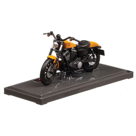 Machetă moto Maisto [1:18] - Harley-Davidson Sportster Iron 883 2014 - Yellow