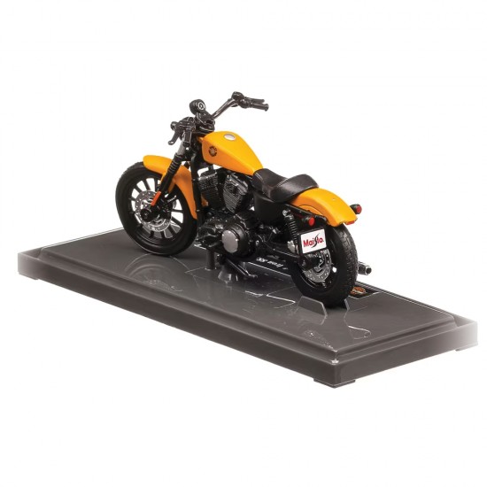 Machetă moto Maisto [1:18] - Harley-Davidson Sportster Iron 883 2014 - Yellow