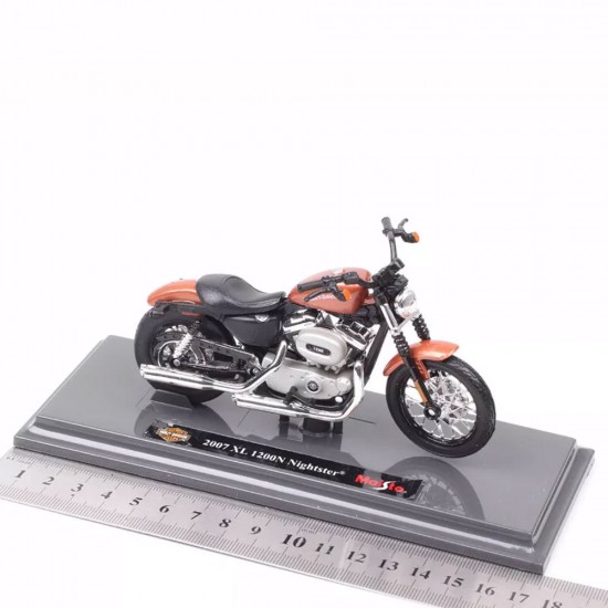 Machetă moto Maisto [1:18] - Harley-Davidson XL 1200N NIGHTSTER 2007 - Bronze