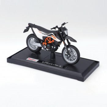 Machetă moto MAISTO [1:18] - KTM 690 SMC R, negru/alb/portocaliu
